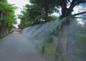 工業(yè)加濕機可降溫還可以造景保濕